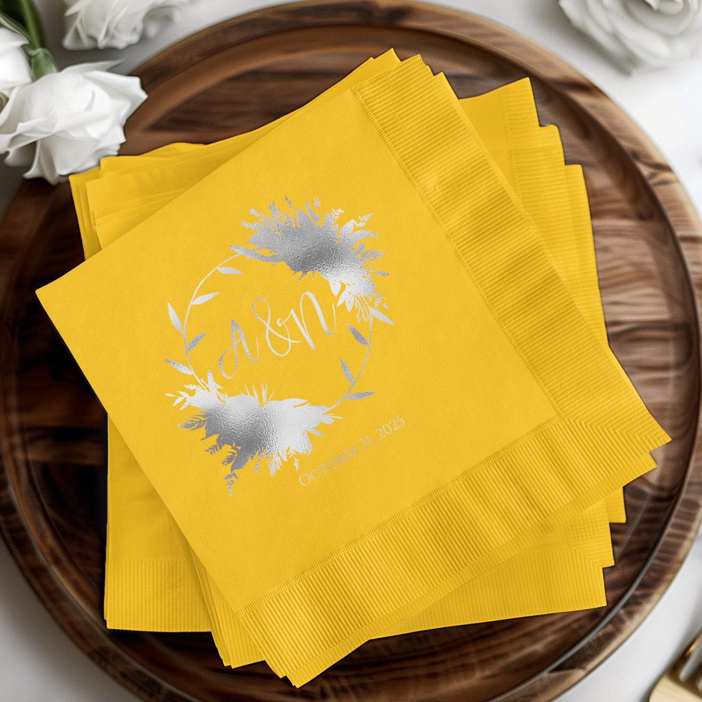 Elegant Sunflower Wreath Yellow Decorative Napkin product